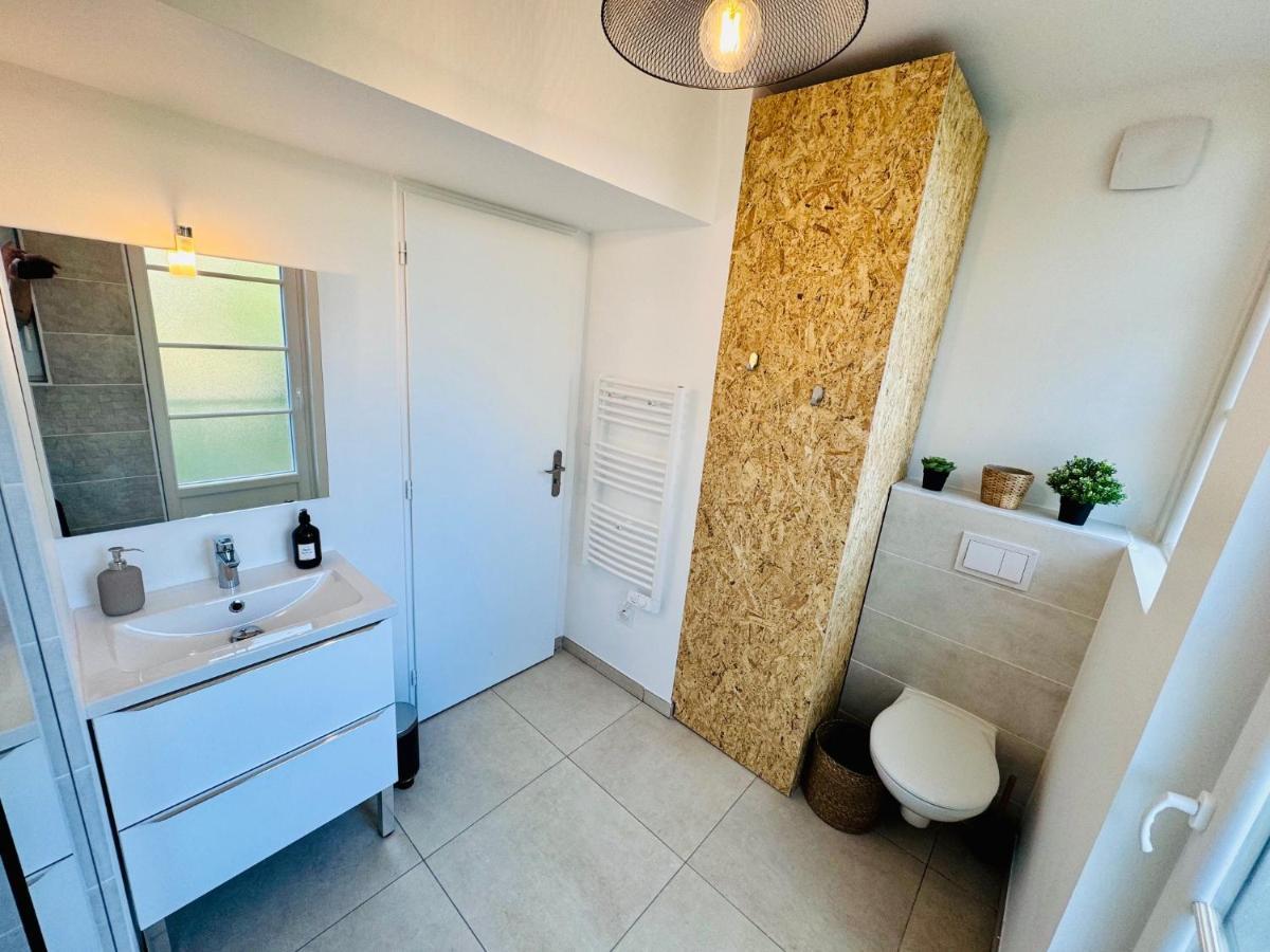 Chaleureux T2 Proche Gare Appartement Bourgoin-Jallieu Buitenkant foto